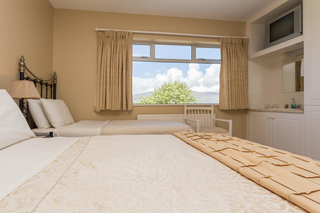 Fern Rock Bed And Breakfast Dromin Dış mekan fotoğraf